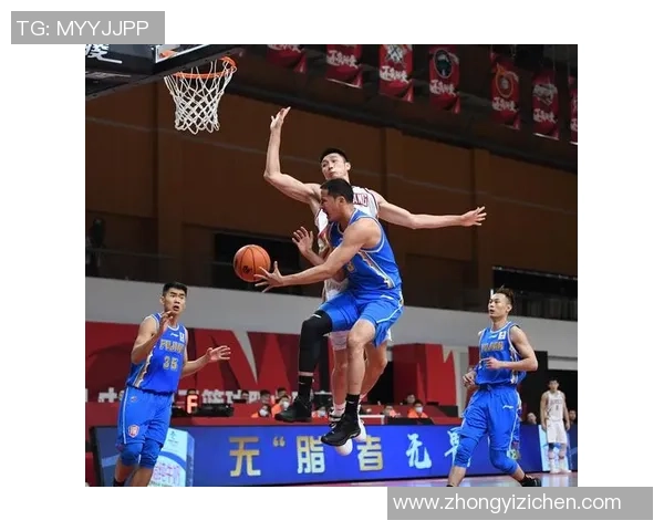 CBA激战福建豹发力迎战新疆伊力特全力争胜展现篮球魅力